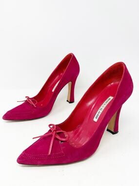 Manolo Blahnik Pink Suede Bow Pointed Toe Heels Womens Size EU 37.5